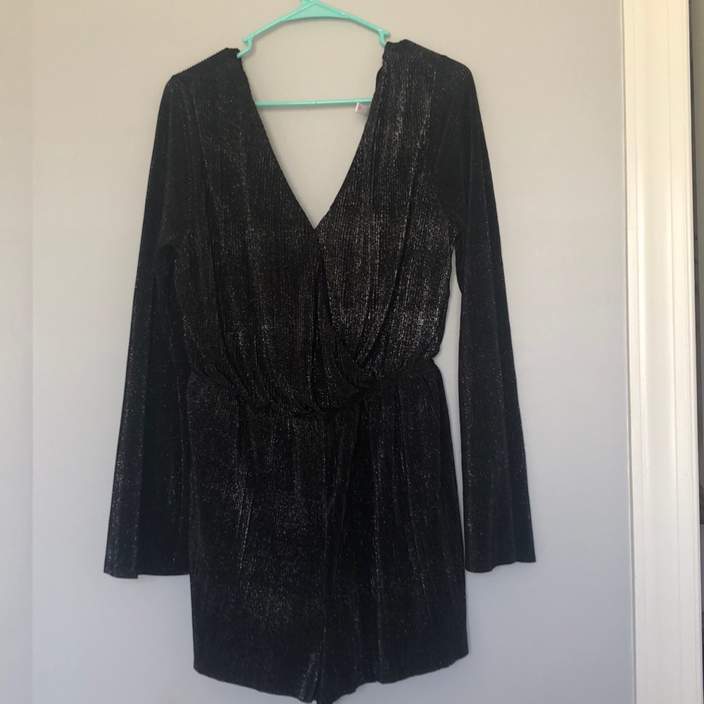 Glittery romper L
